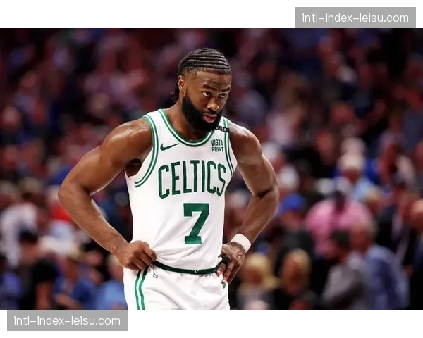 杰伦·布朗透露退役后有意转战MMA或拳击赛场，跨界挑战引期待