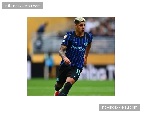 马赛后卫帕瓦尔表现分析:首发时球队六场全败且每场至少丢两球,租借前景堪忧 马赛后卫帕瓦尔表现分析:首发时球队六场全败且每场至少丢两球,租借前景堪忧